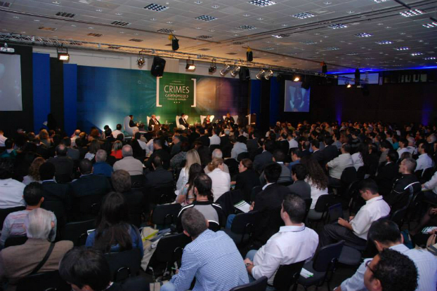 Reveja os destaques do Congresso Fecomercio de Crimes Eletrônicos de 2013 Reveja os destaques do Congresso Fecomercio de Crimes Eletrônicos de 2013