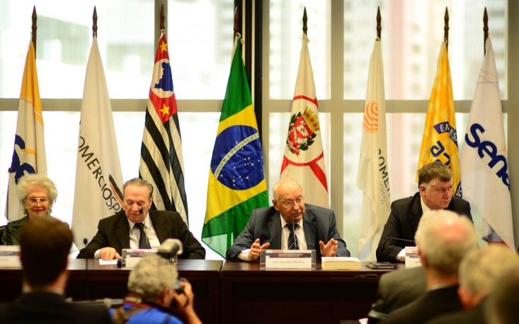 “Brasil precisa de um novo sistema político”, diz Ives Gandra 
