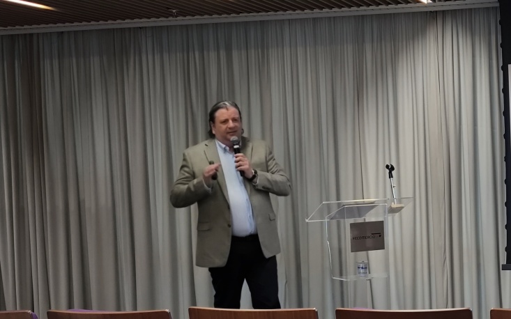 Alberto Podgaec, advogado tributarista. Alberto Podgaec, advogado tributarista.