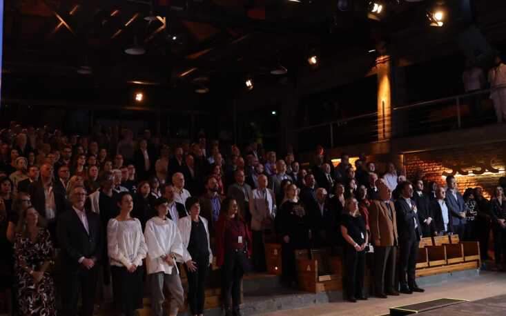 Pública na abertura