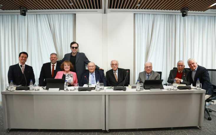 Nomes de peso que compuseram a segunda mesa da reunião (Imagem: Edilson Dias) Nomes de peso que compuseram a segunda mesa da reunião (Imagem: Edilson Dias)