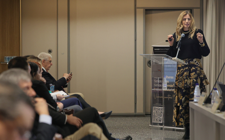 Lina Santin, s&oacute;cia do escrit&oacute;rio Heleno Torres Advogados (Foto: Edilson Dias/FecomercioSP)