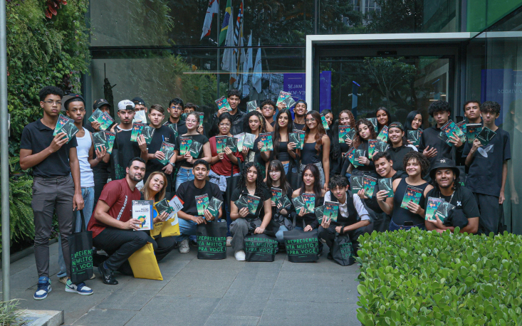 FecomercioSP recebe alunos de escola estadual paulistana