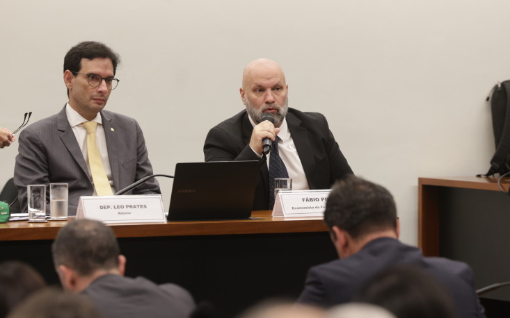 Emendas prop&otilde;em a centralidade dos acordos coletivos e a possibilidade de adapta&ccedil;&atilde;o das regras conforme as especificidades de cada setor