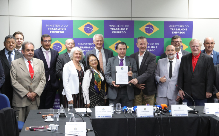 Di&aacute;logo tripartite entre empregadores, trabalhadores e governo possibilitou a constru&ccedil;&atilde;o do texto  