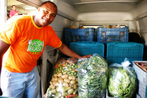 Mesa Brasil do Sesc distribui 41 milhões de kg de alimentos em 2013 Mesa Brasil do Sesc distribui 41 milhões de kg de alimentos em 2013