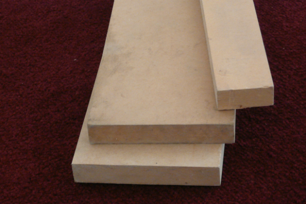 Restos de MDF podem ser reaproveitados em móveis de apoio e decoração Restos de MDF podem ser reaproveitados em móveis de apoio e decoração