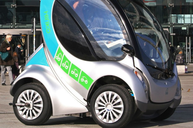 Porto Alegre terá aluguel de carros elétricos dobráveis