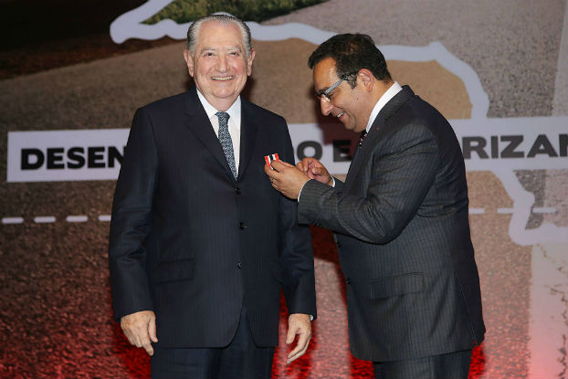 Szajman é homenageado durante comemoração dos 66 anos do SESCON Szajman é homenageado durante comemoração dos 66 anos do SESCON