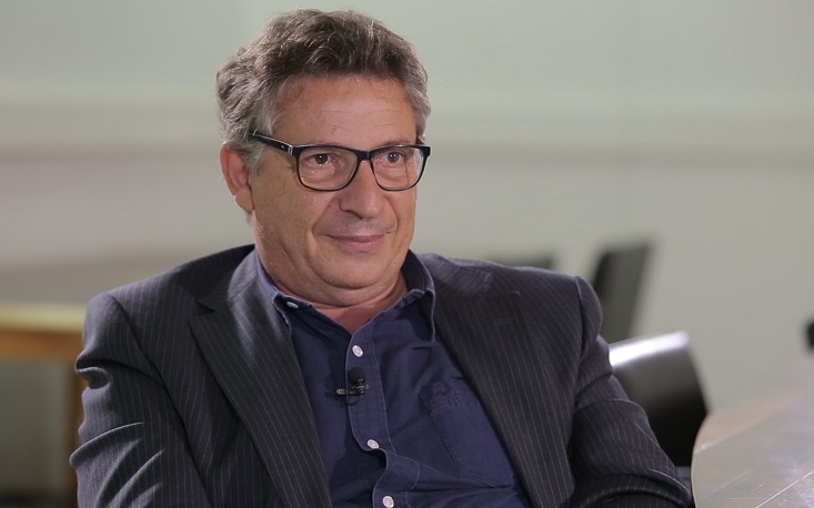 “A internet se transformou em um exercício de autoafirmação”, diz Francesc Dalmases “A internet se transformou em um exercício de autoafirmação”, diz Francesc Dalmases