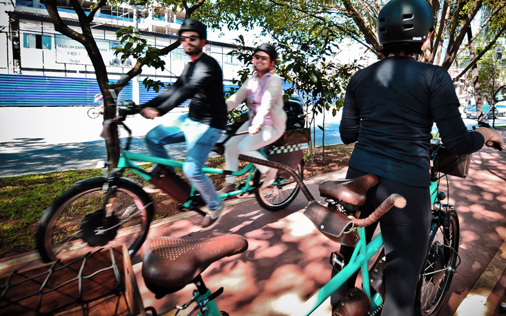 Bicicleta-táxi traz opção sustentável para o transporte Bicicleta-táxi traz opção sustentável para o transporte