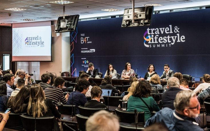 Turismo fatura R$ 112 bilhões até setembro deste ano Turismo fatura R$ 112 bilhões até setembro deste ano