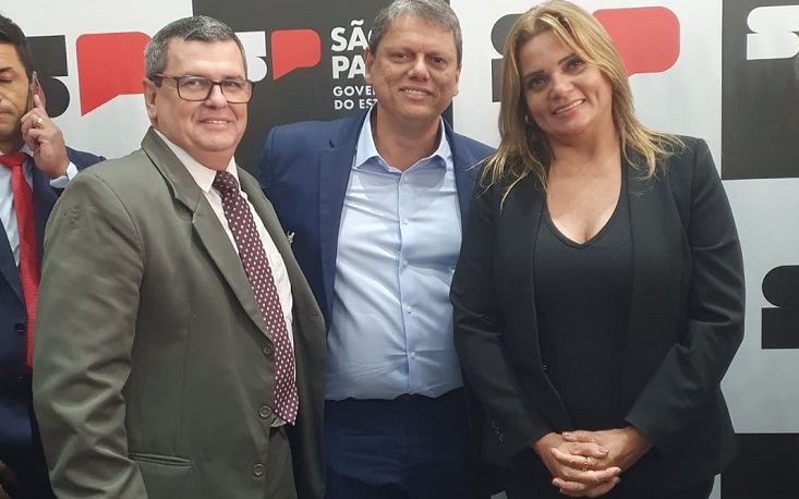 Carta pelo Empreendedorismo: FecomercioSP e Frente Parlamentar elaboram e entregam documento com propostas prioritárias ao governo paulista Carta pelo Empreendedorismo: FecomercioSP e Frente Parlamentar elaboram e entregam documento com propostas prioritárias ao governo paulista
