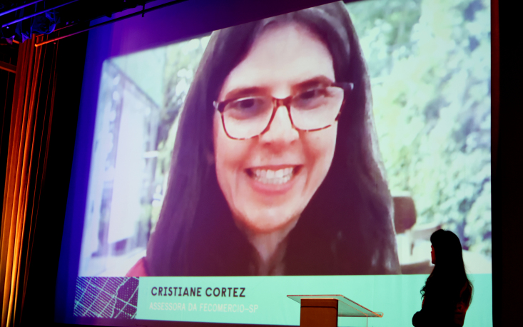 Cristiane Cortez mostra tudo sobre Logística Reversa Cristiane Cortez mostra tudo sobre Logística Reversa
