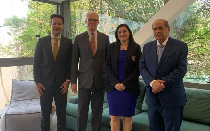 Presidente da CNC e equipe visitam a nova sede da FecomercioSP Presidente da CNC e equipe visitam a nova sede da FecomercioSP