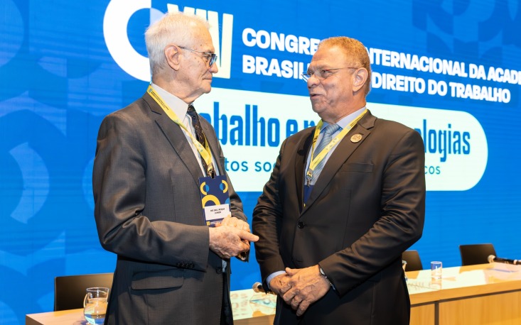 Ivo Dall'Acqua Júnior, presidente em exercício da FecomercioSP, marca presença nos debates Ivo Dall'Acqua Júnior, presidente em exercício da FecomercioSP, marca presença nos debates