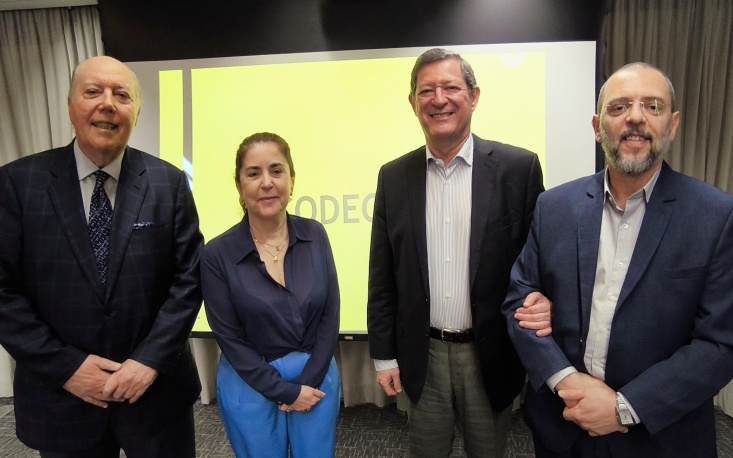 Márcio Olívio Fernandes da Costa, presidente do Codecon/SP, Valdete Marinheiro, vice-presidente do Codecon/SP, Edson Vismona, presidente-executivo do Etco, e Florêncio dos Santos Penteado Sobrinho, secretário do Codecon/SP Márcio Olívio Fernandes da Costa, presidente do Codecon/SP, Valdete Marinheiro, vice-presidente do Codecon/SP, Edson Vismona, presidente-executivo do Etco, e Florêncio dos Santos Penteado Sobrinho, secretário do Codecon/SP
