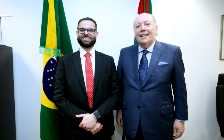 Senador Jorge Seif e Márcio Olívio Fernandes da Costa Senador Jorge Seif e Márcio Olívio Fernandes da Costa