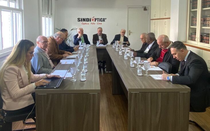 Comércio paulista inicia semestre sob pressão de custos e incertezas, aponta Sindióptica-SP Comércio paulista inicia semestre sob pressão de custos e incertezas, aponta Sindióptica-SP