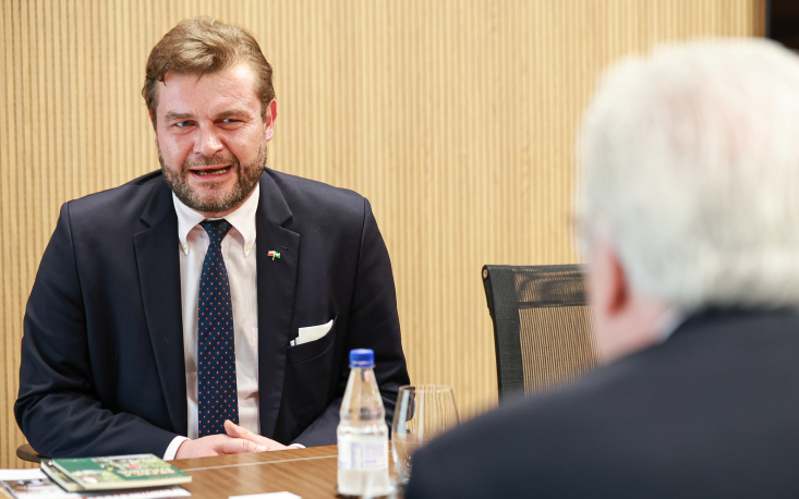 Wojciech Baczyński compareceu à sede da Entidade para debater cenário da diplomacia comercial Wojciech Baczyński compareceu à sede da Entidade para debater cenário da diplomacia comercial