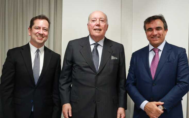 Andrade, Costa e Torres no encerramento da reunião (Crédito: Edilson Dias/FecomercioSP)