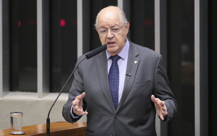 Luiz Carlos Hauly é homenageado na Câmara dos Deputados. (Foto: Bruno Spada/Câmara dos Deputados)