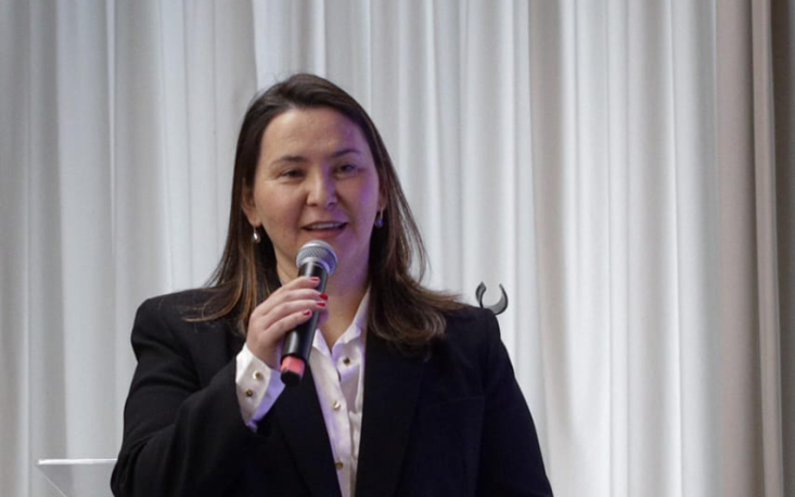 Sarina Manata, assessora da FecomercioSP Sarina Manata, assessora da FecomercioSP