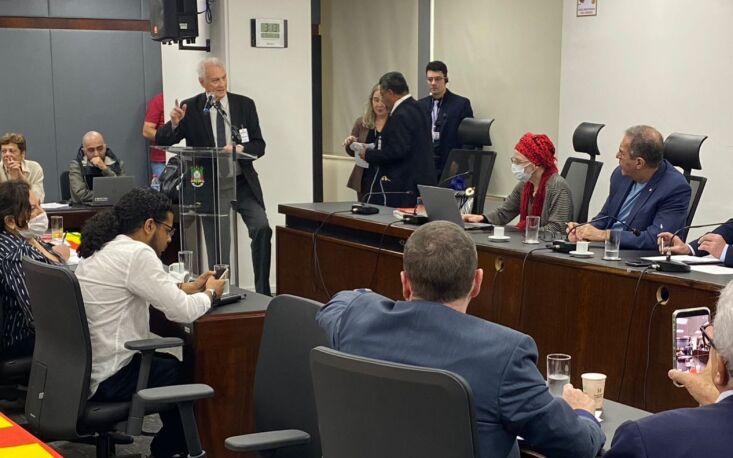 Reduzir jornada sem negociação vai comprometer empregos e capacidade financeira das empresas