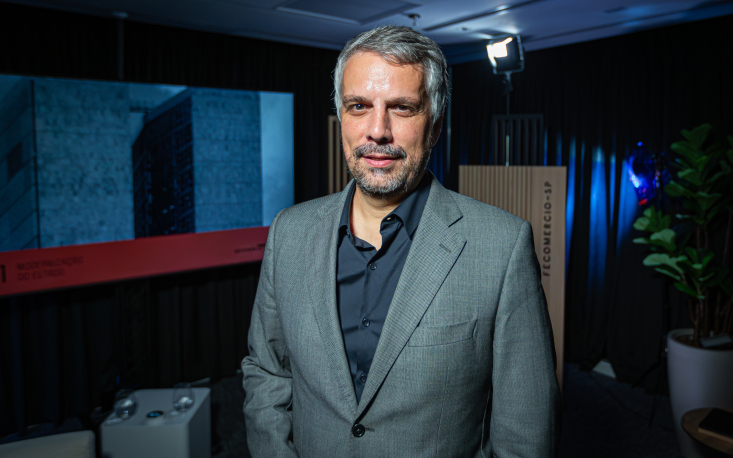 Transição energética pode levar décadas e deve ser financiada com a renda do petróleo