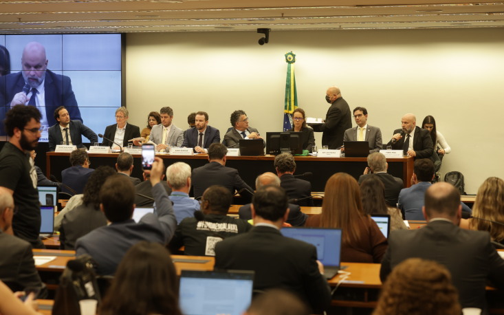 Em Bras&iacute;lia, FecomercioSP apresenta emendas e alerta para impactos econ&ocirc;micos da PEC 6x1