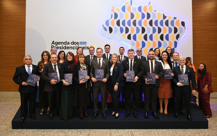 Sistema Com&eacute;rcio entrega Agenda de Prioridades a presidenci&aacute;veis